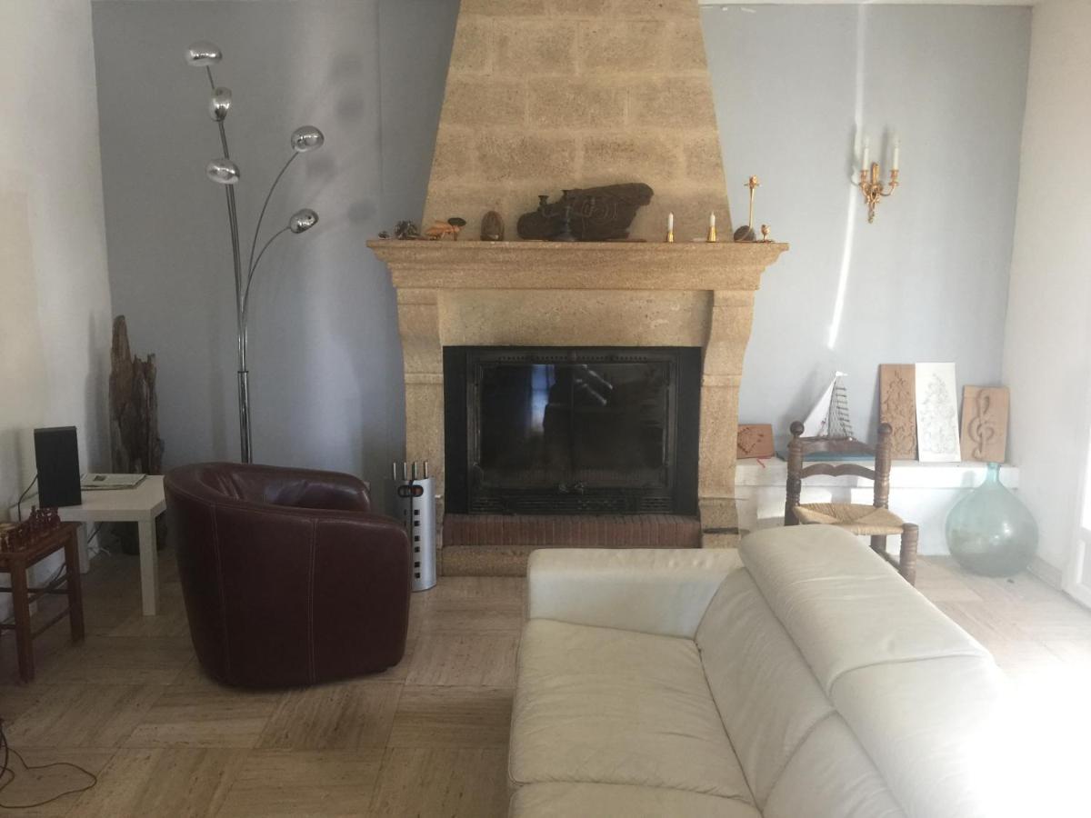 Chambre Pratique Avec Wc Et Vasque Attenant Du Rucher Naturaile Montagnac  Luaran gambar